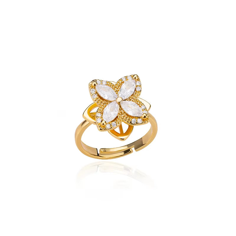 Kourtneys Lucky 4 Leaf Clover Anxiety Ring