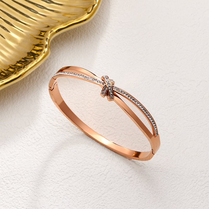 Gold Scarlet Bracelet