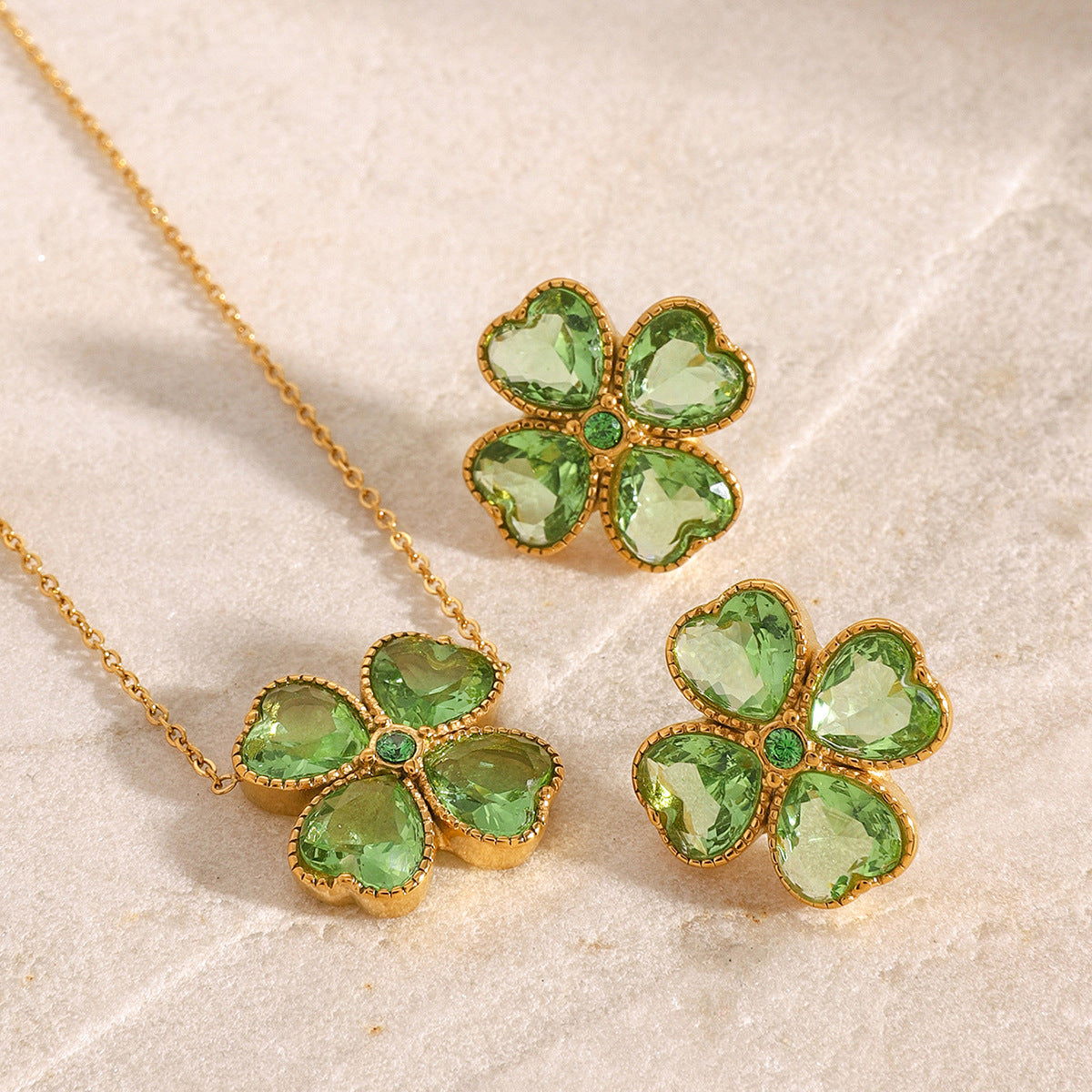 Kourtneys 4 Leaf Klover Necklace