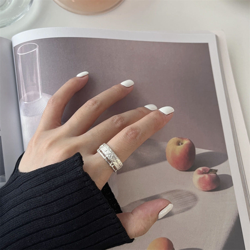 Women's Sliver Ring